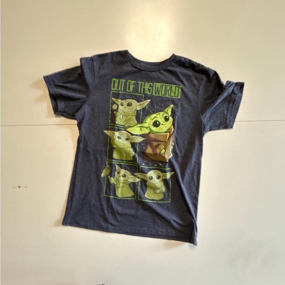 Baby yoda kids tee